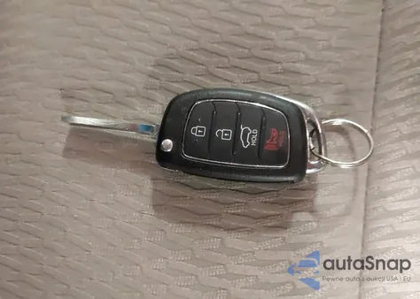 2015 Hyundai Santa Fe Sport 2.4L from USA, damaged, VIN 5XYZU3LB8FG285754